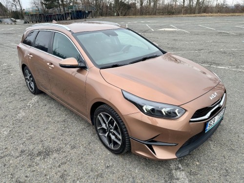 kia_ceed_6_.jpg