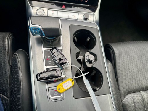 audi_a6_16_.jpg