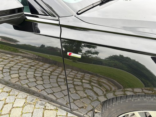 audi_a6_cerna_7_.jpg