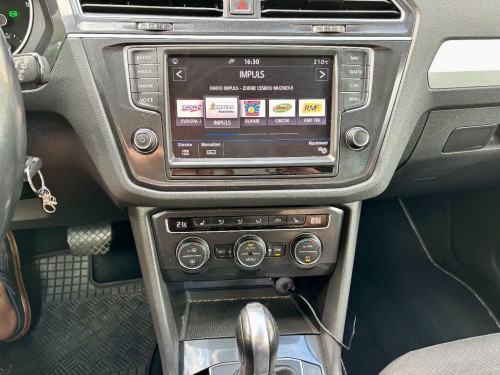 tiguan_cerny_13_.jpg