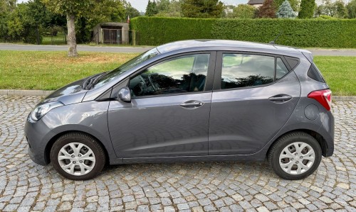 hyundai_i10_seda_2_.jpg