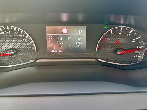 peugeot_2008_modry_13_.jpeg