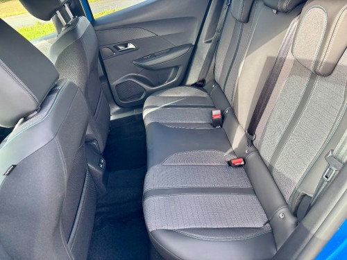 peugeot_2008_modry_9_.jpeg